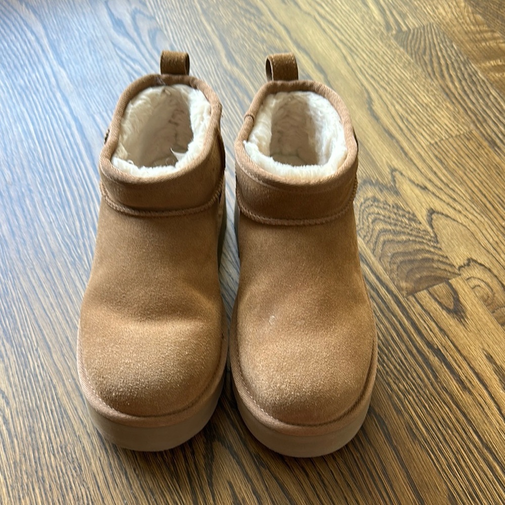 Ugg Classic Ultra Platform